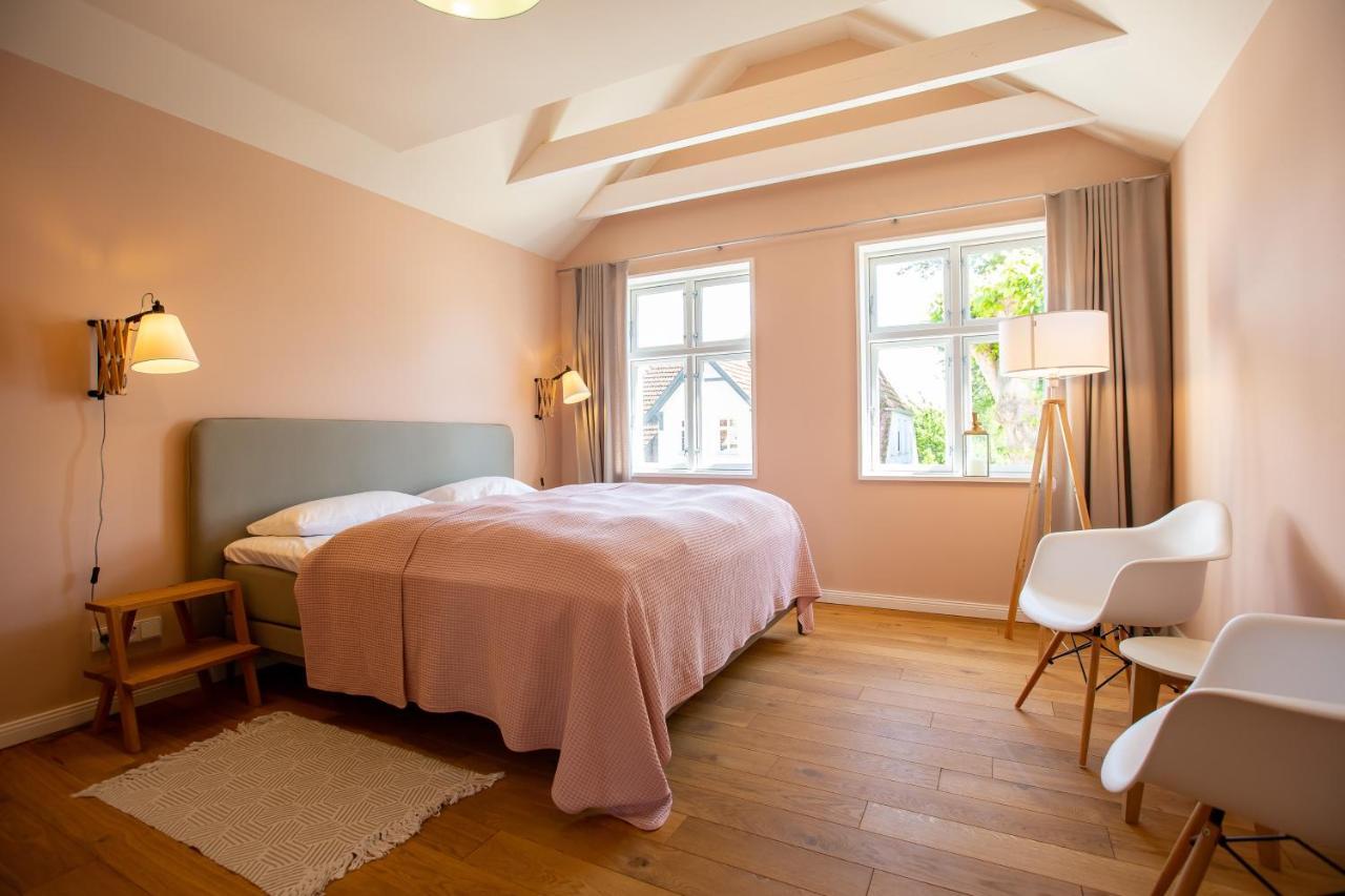 Kapitaenshaus Luv & Lee Villa Wustrow  Bagian luar foto